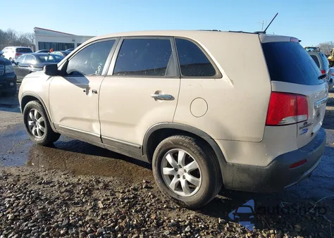 2011 Kia Sorento Lx z USA, uszkodzony, nr VIN 5XYKT3A18BG131344